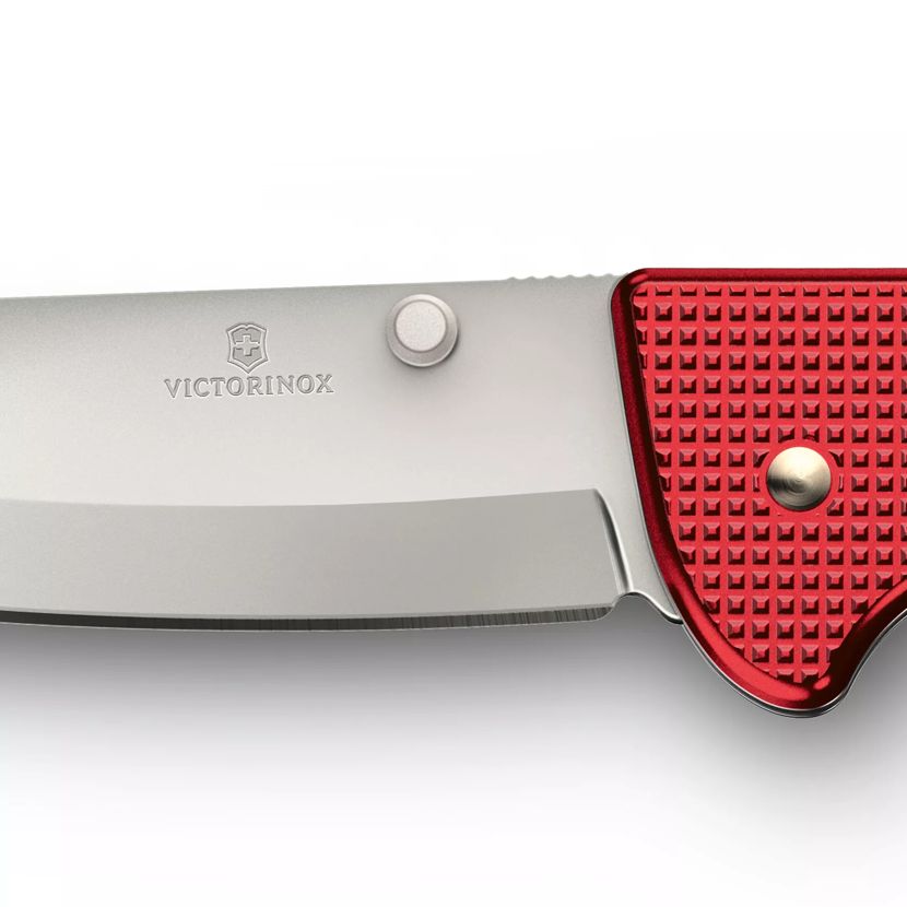 Victorinox 日用探險摺疊刀： Evoke Alox V126