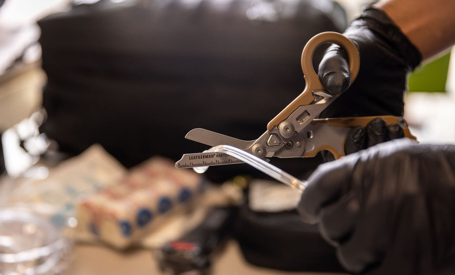Leatherman RAPTOR® 緊急救援剪刀:一種工具應對多種緊急情況