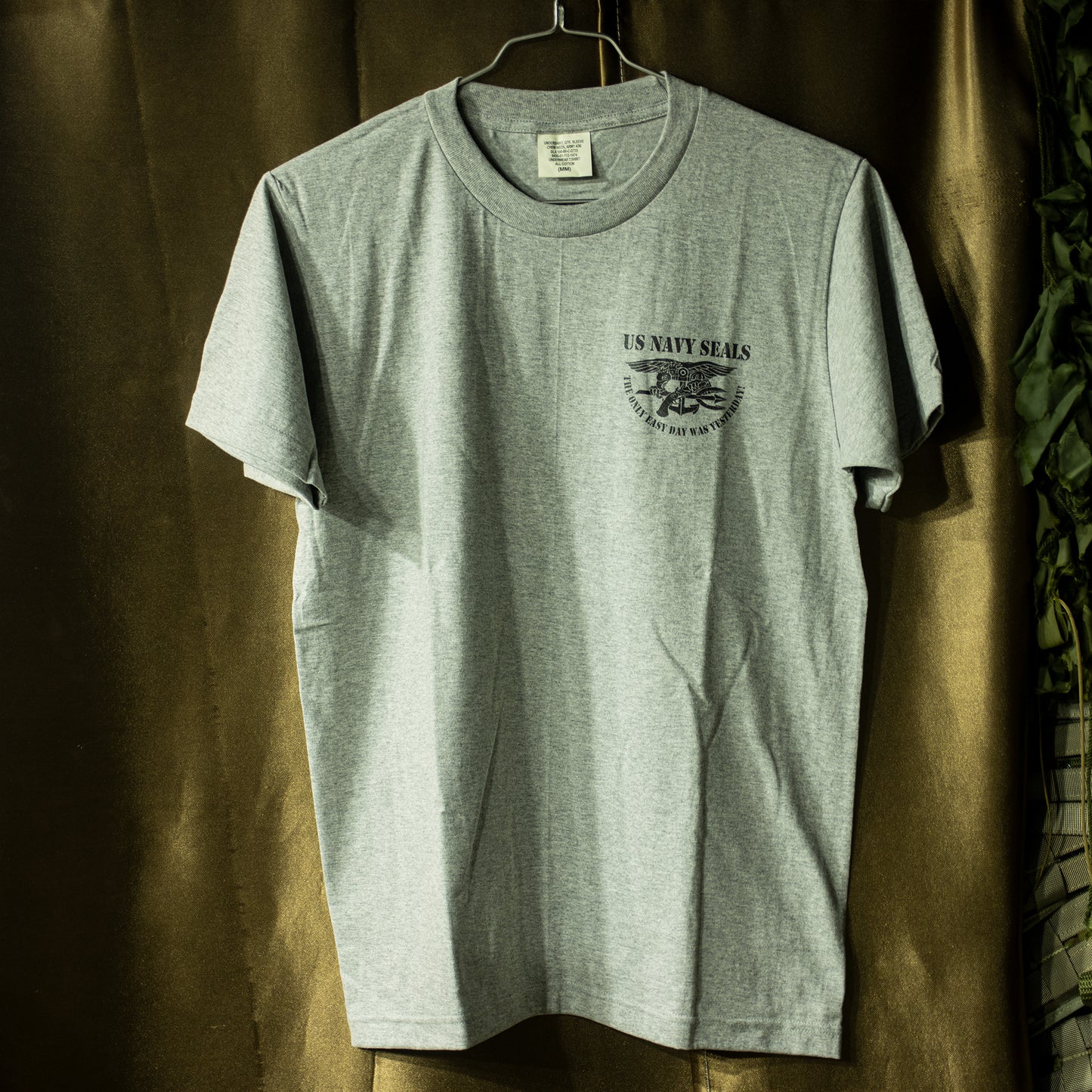 NAVY SEAL feature T-shirt (C71)