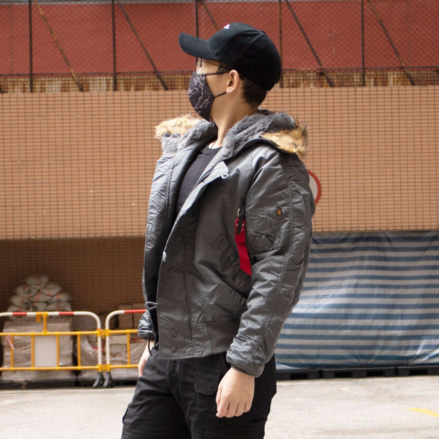 ALPHA N-2B SHORT WAIST PARKA (GUNMETAL)