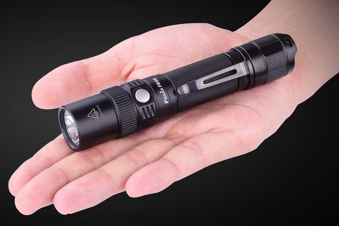 FENIX FD30 FOCUS FLASHLIGHT