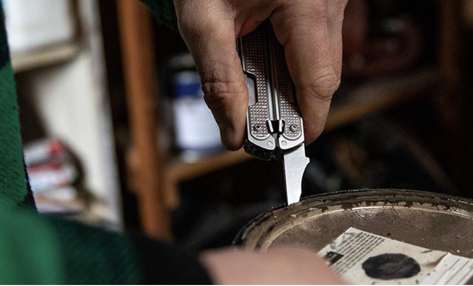 Leatherman FREE® P4: The Premier Choice for Professional Multitools