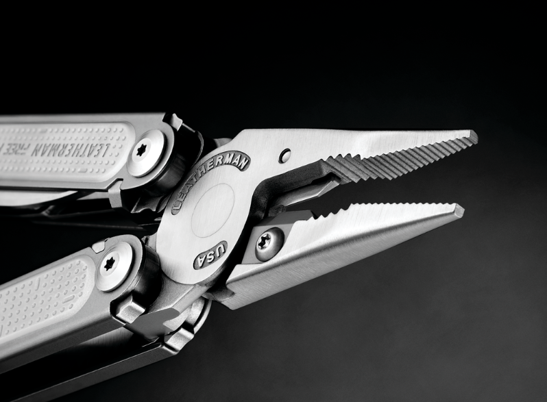 Leatherman FREE® P4: The Premier Choice for Professional Multitools