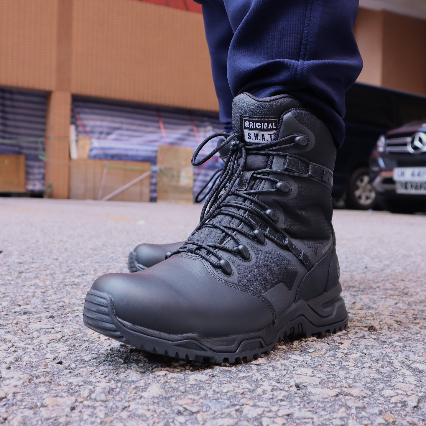 Original S.W.A.T. 防水 Alpha Fury 8":運動鞋與戰術靴的結合