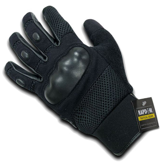 專業戰術手套:高強度指節防護與透氣孔設計