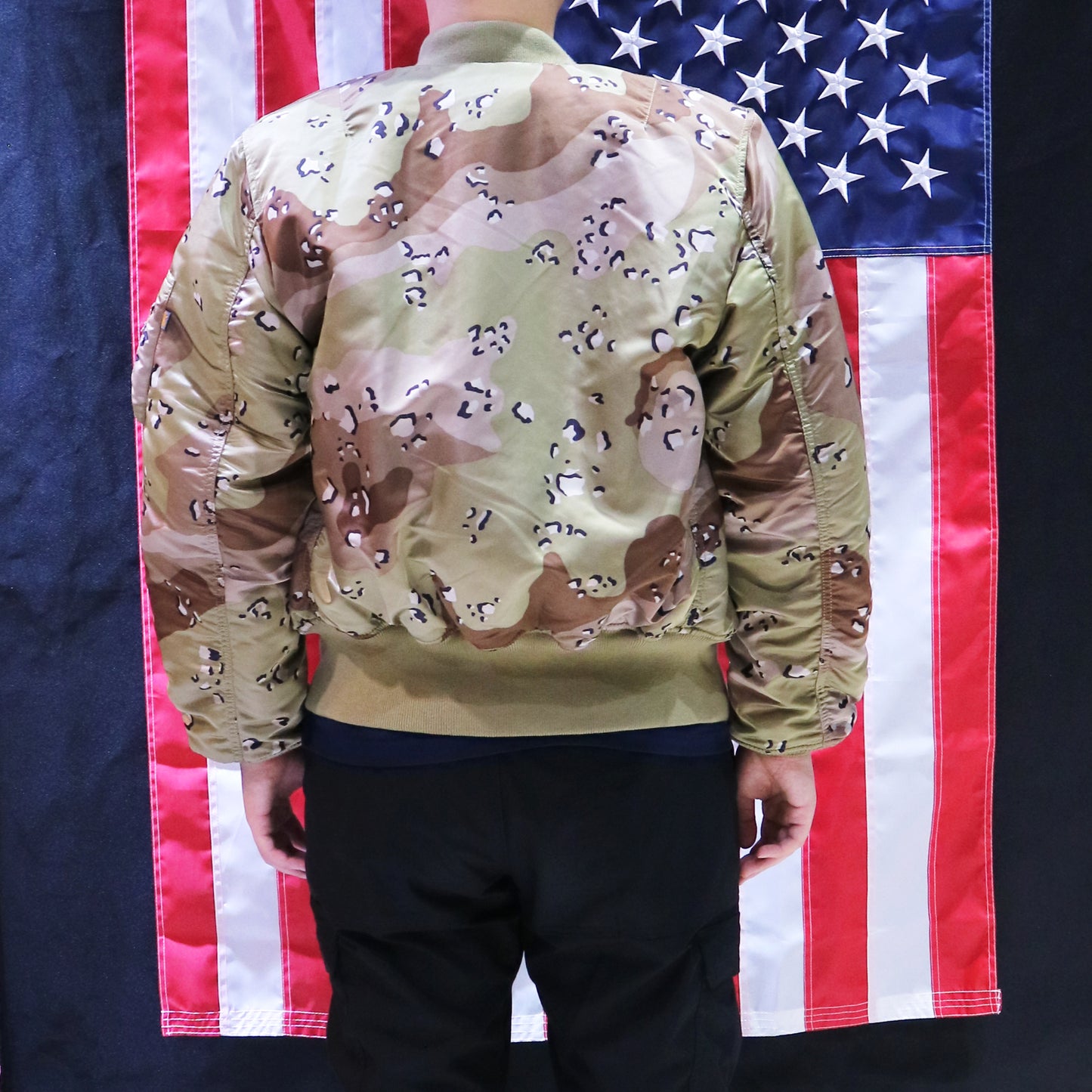 ALPHA MA-1 BLOOD CHIT FLIGHT JACKET (CHOCOLATE CHIP CAMO)