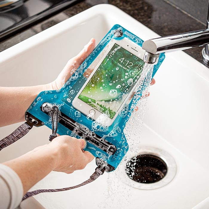 Nite Ize RunOff Waterproof Phone Pouch - Flexible Design for Full Protection