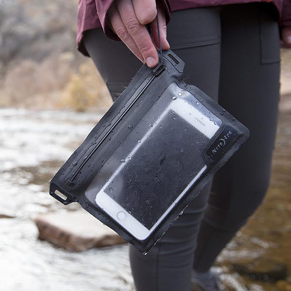 Nite Ize RunOff Waterproof Pocket | Compact & Travel-Ready Protection
