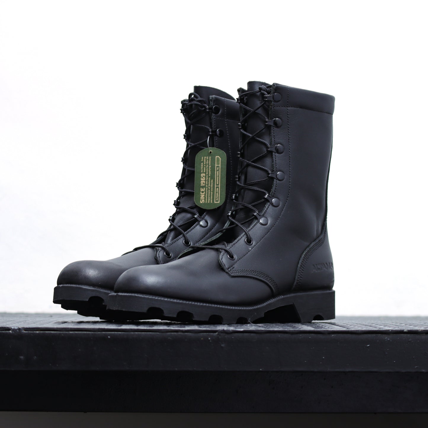 Altama Leather Combat Boot: Military Standard Meets Everyday Comfort