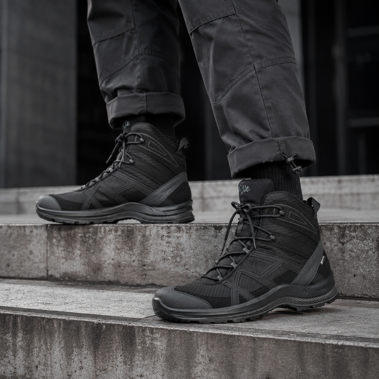 HAIX Black Eagle Athletic GTX Mid 防水戰術靴