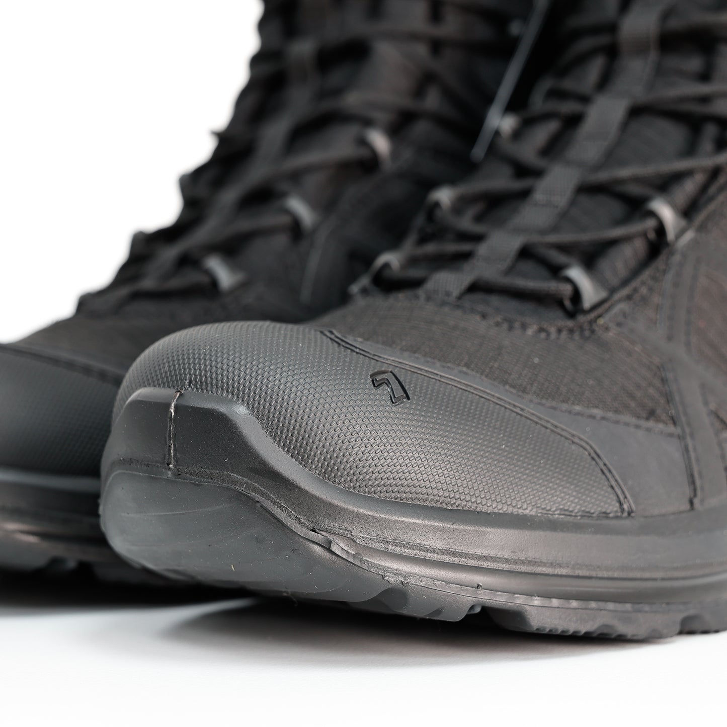 HAIX Black Eagle Athletic 2.0 T 透氣側拉鍊戰術靴