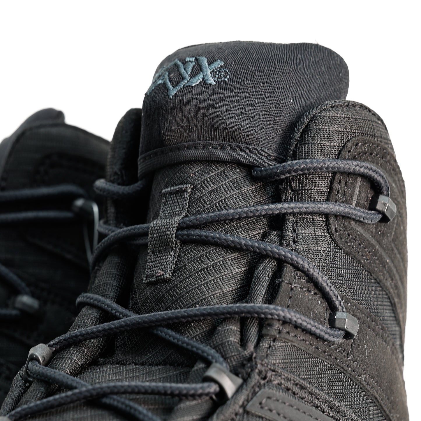 HAIX Black Eagle Athletic GTX Mid 防水戰術靴