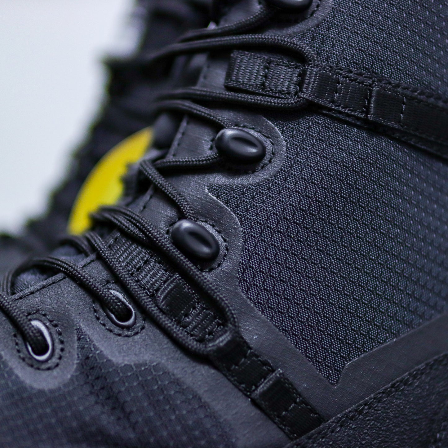 Original S.W.A.T. Alpha Fury 8" 防滑耐油輕便側拉鍊戰術靴