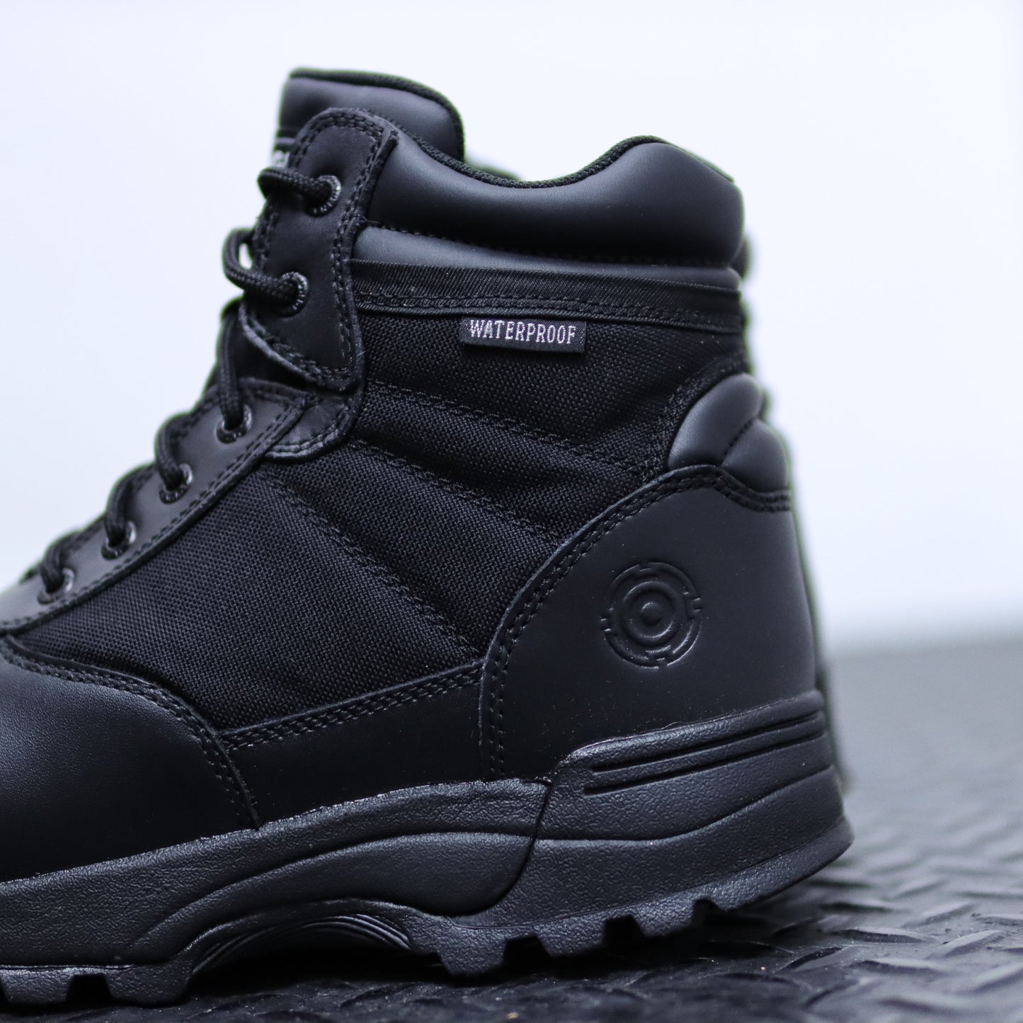 Original S.W.A.T. Classic 6" 防水側拉鍊安全頭戰術靴