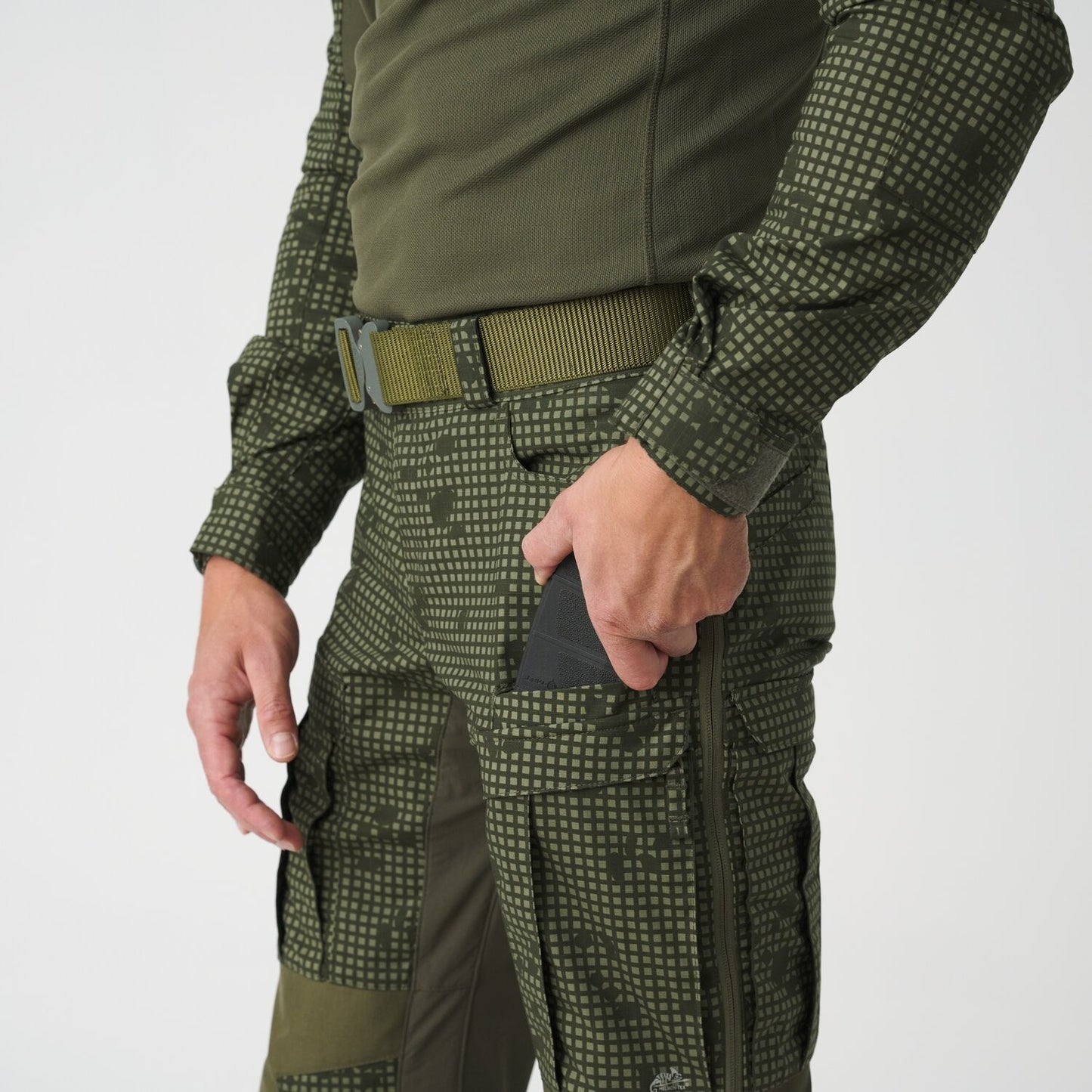 Helikon MCDU Tactical Pants in Camo