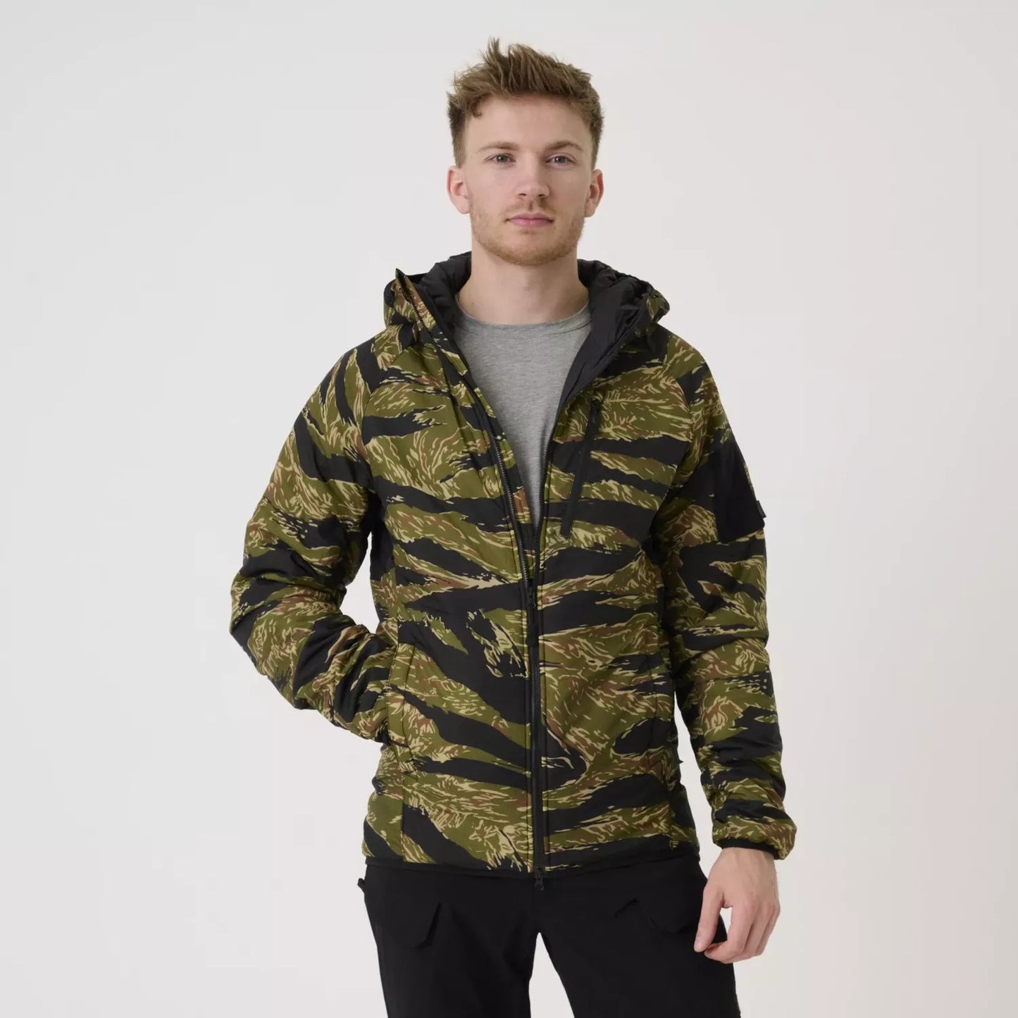 Helikon Wolfhound 保暖連帽外套 Climashield® Apex