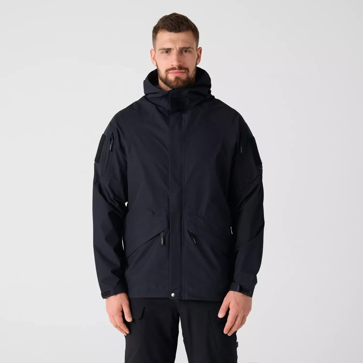 Helikon Chinook Black 20K 防水風褸正面