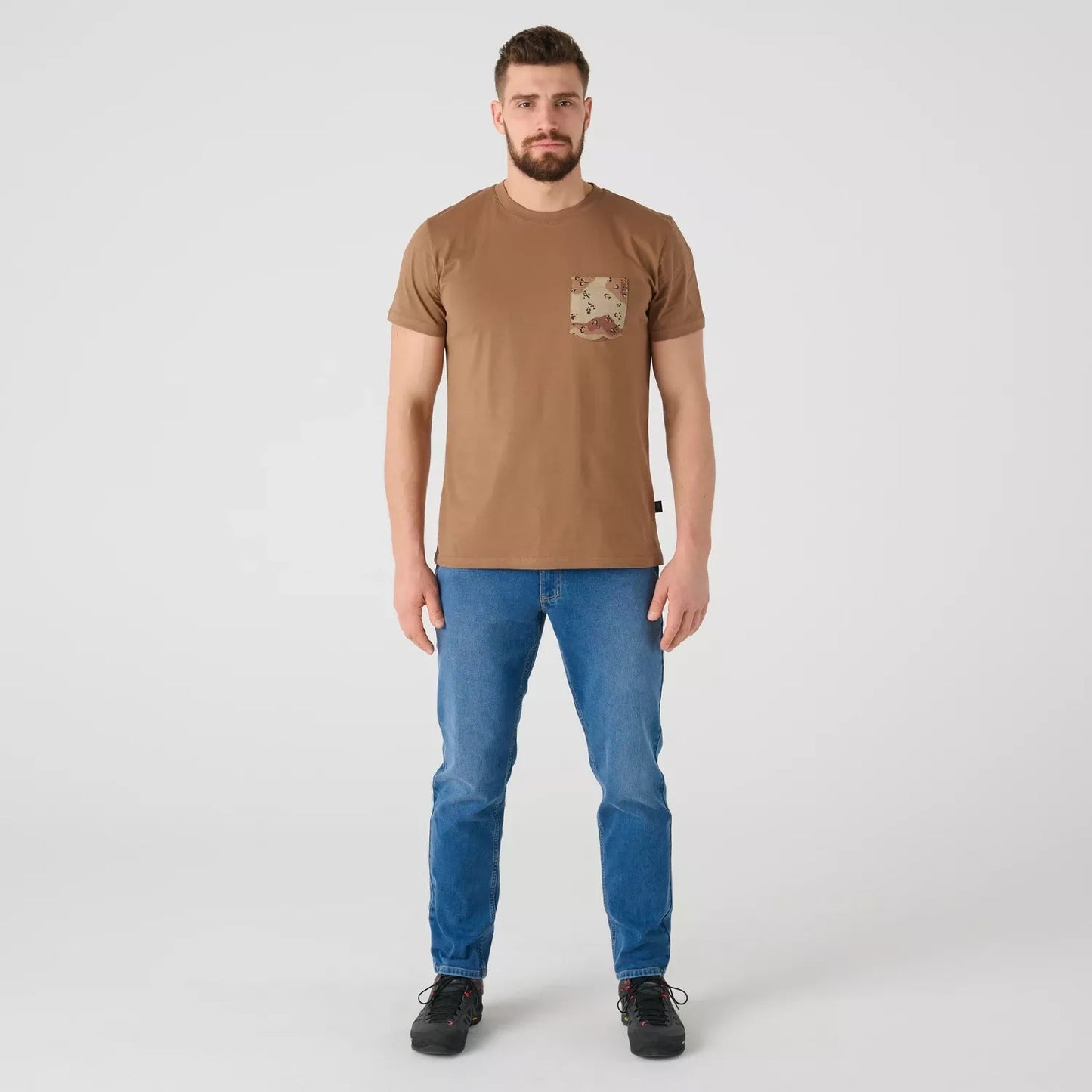 Helikon 6 Color Desert Pocket Mud Brown 胸袋細節