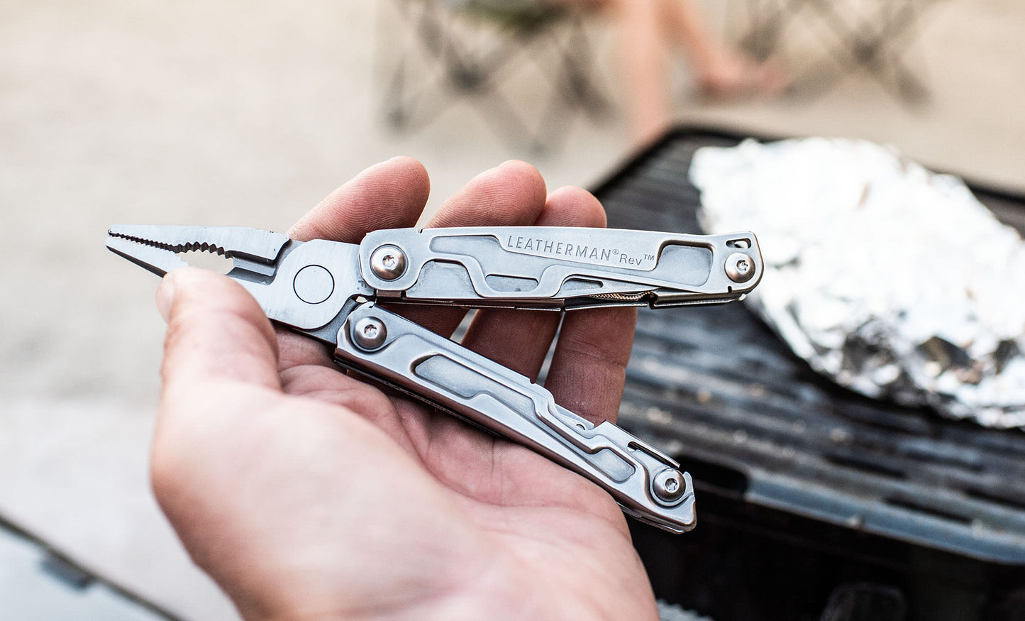 Leatherman Rev® Multi-Tool - Indispensable and Fully Equipped