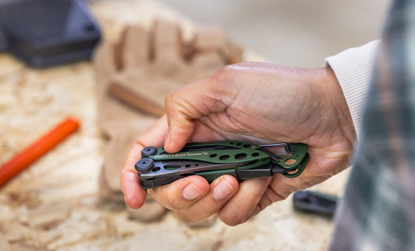 Leatherman Skeletool® CX 7-in-1 多功能工具