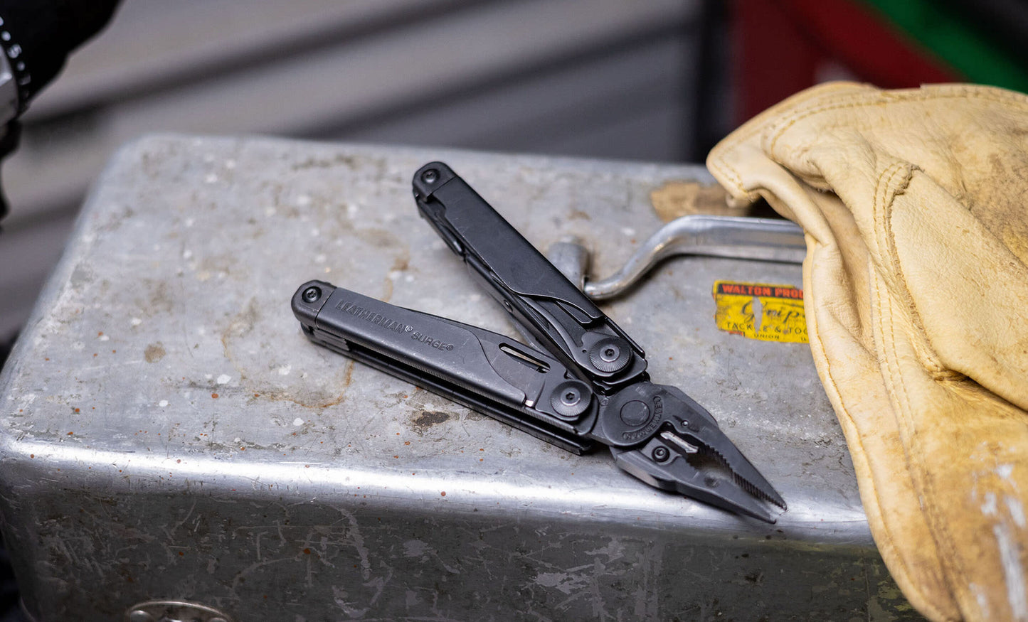 Leatherman Surge® Multi-Tool: The Powerhouse for Every Challenge
