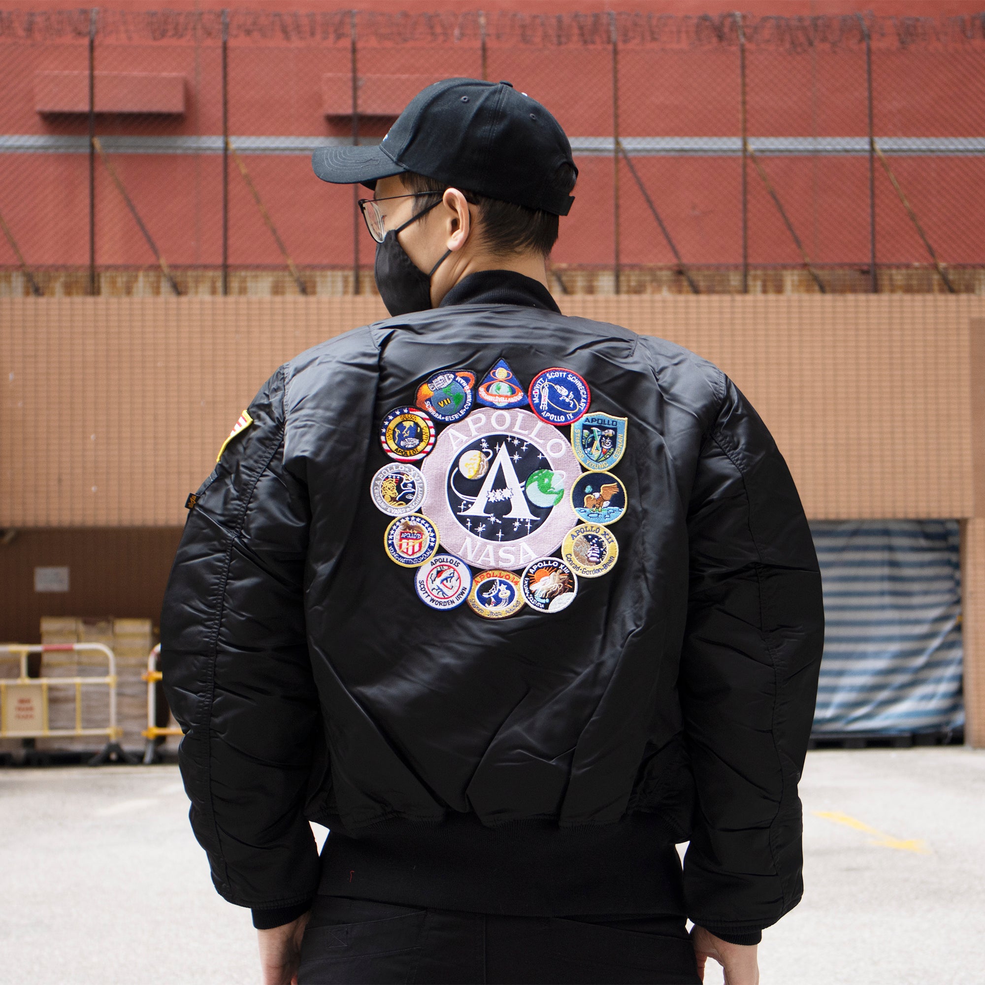 最安値新作Alpha Industries MA-1　ピーナッツコラボ　リバーシブル　黒 ジャケット・アウター