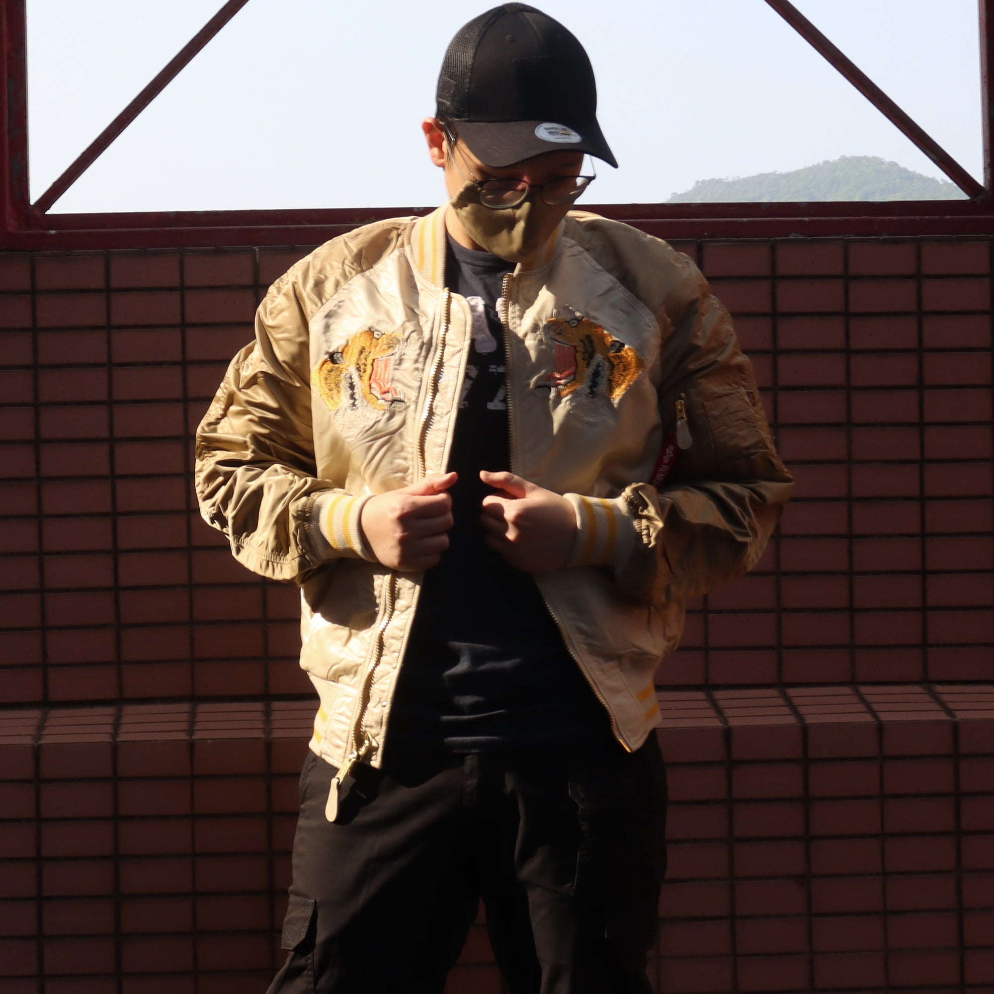 Alpha industries tiger souvenir on sale jacket